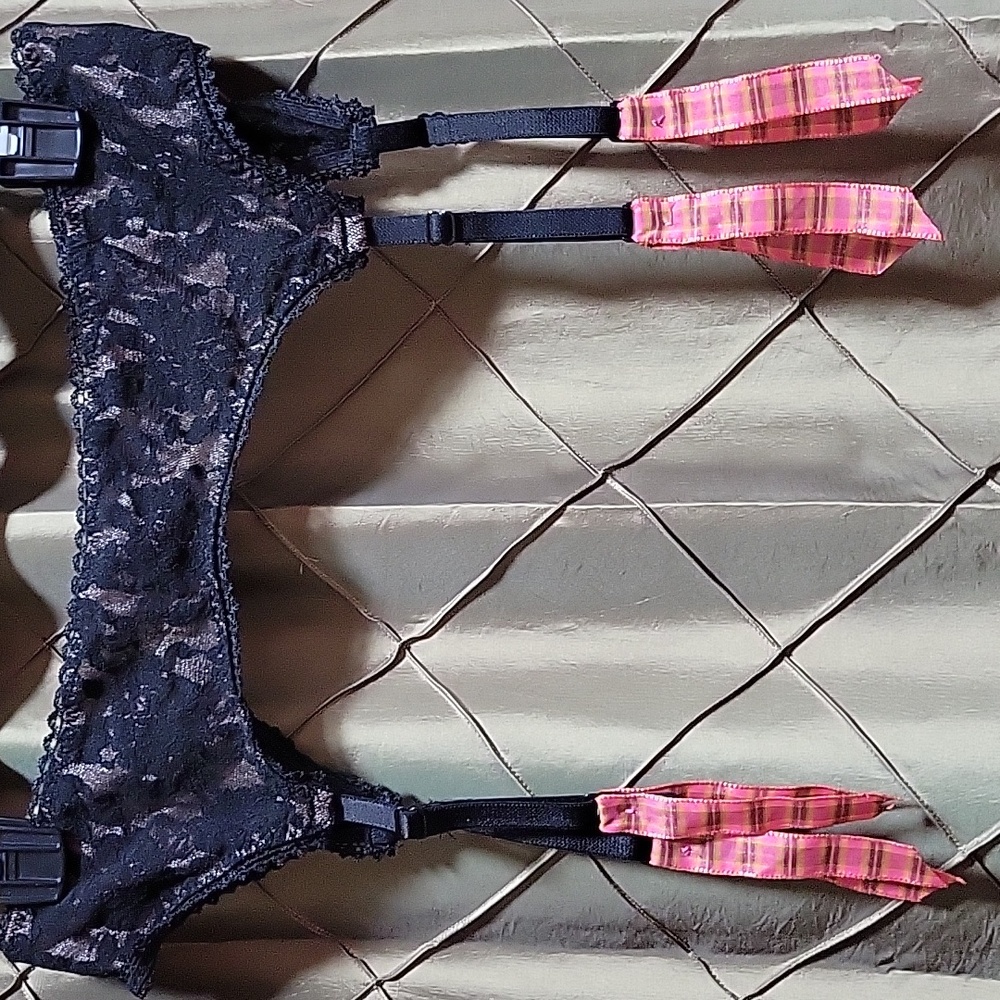 NWOT- Victoria's Secret 'Very Sexy Things' Lace & Plaid Ribbon Garter Belt